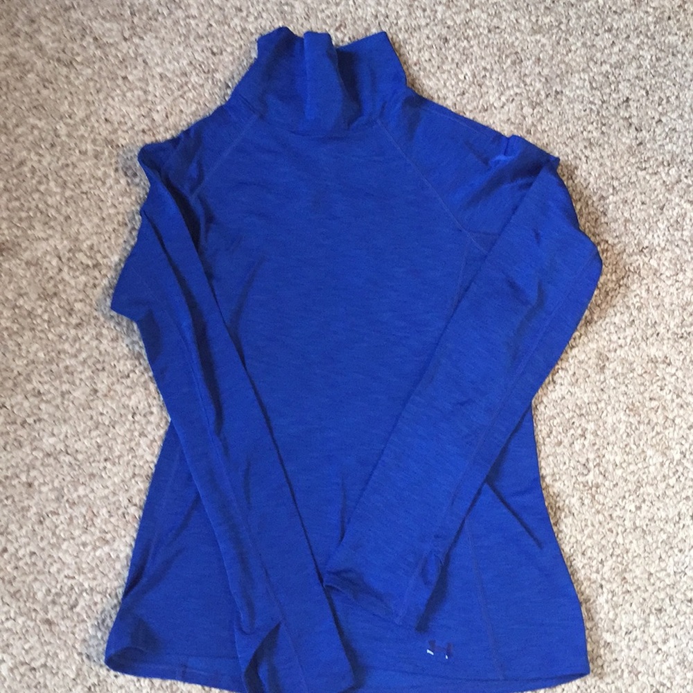 Under Armour long sleeve shirt